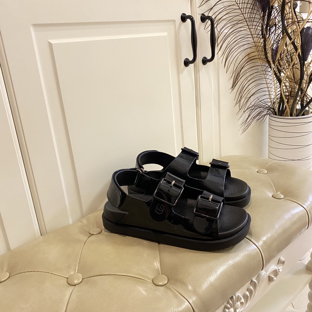 Gucci Women's Sandal With Mini Double G - PerfectKickZ