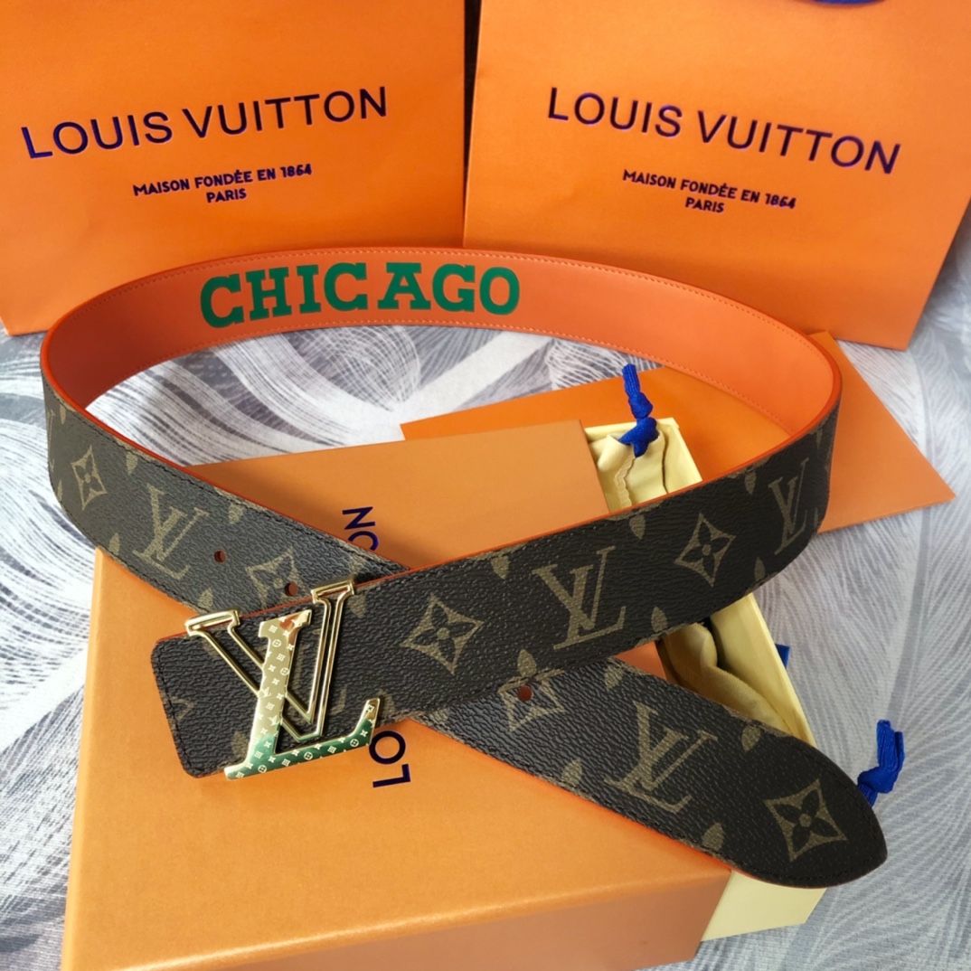 Louis Vuitton LV Pyramide Cities Exclusive 40MM Reversible Belt—Chicago - PerfectKickZ