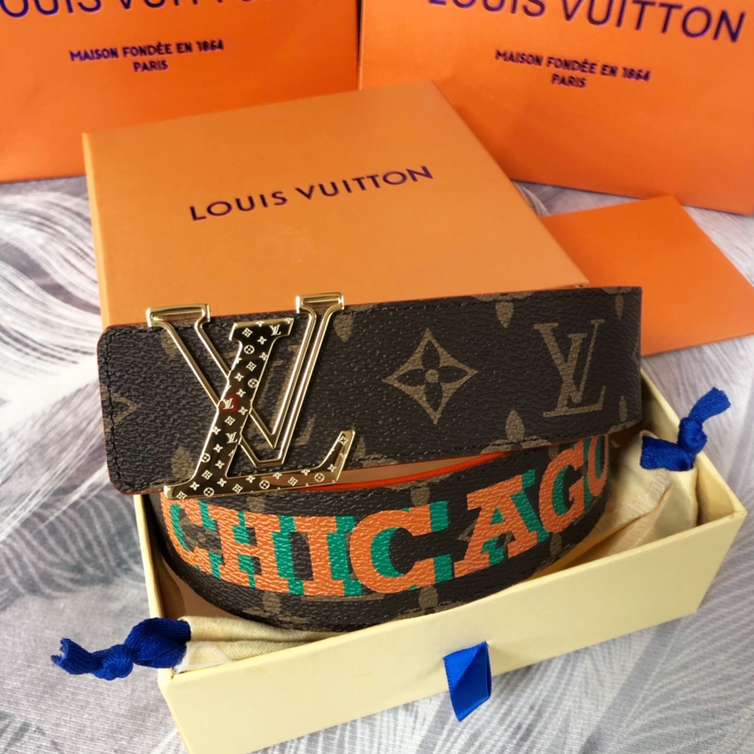 Louis Vuitton LV Pyramide Cities Exclusive 40MM Reversible Belt—Chicago - PerfectKickZ