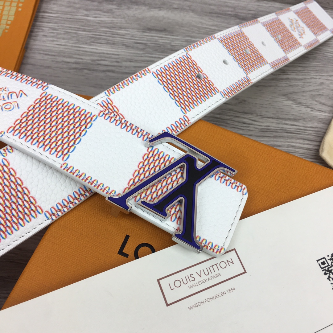 Louis Vuitton LV Optic 40MM Reversible Belt   M0556S - PerfectKickZ