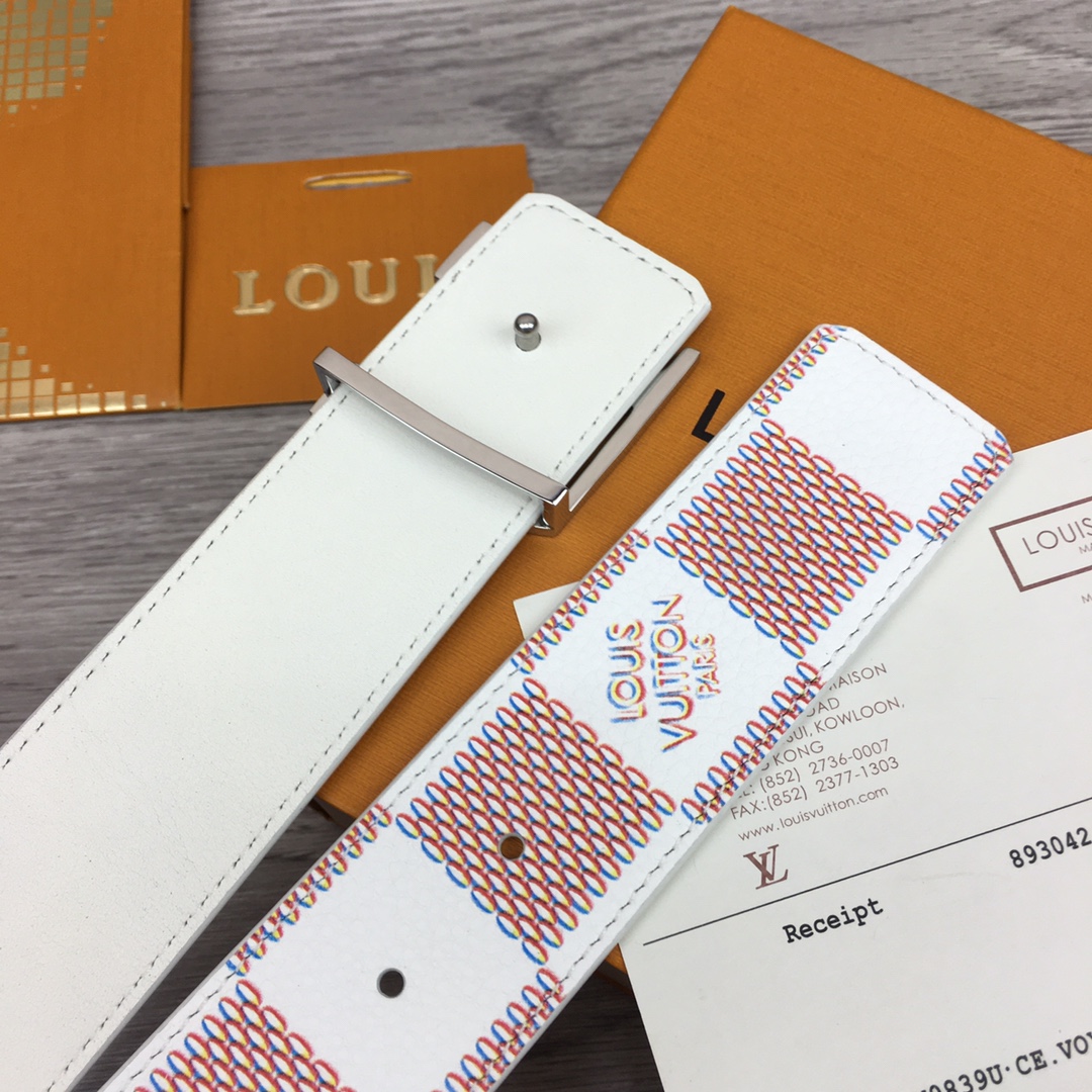Louis Vuitton LV Optic 40MM Reversible Belt   M0556S - PerfectKickZ