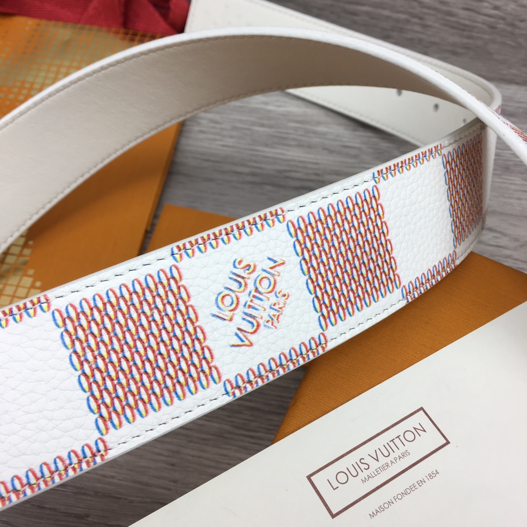 Louis Vuitton LV Optic 40MM Reversible Belt   M0556S - PerfectKickZ