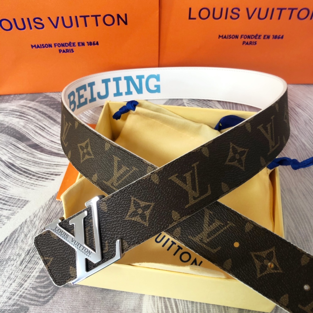 Louis Vuitton LV Pyramide Cities Exclusive 40MM Reversible Belt—Beijing - PerfectKickZ