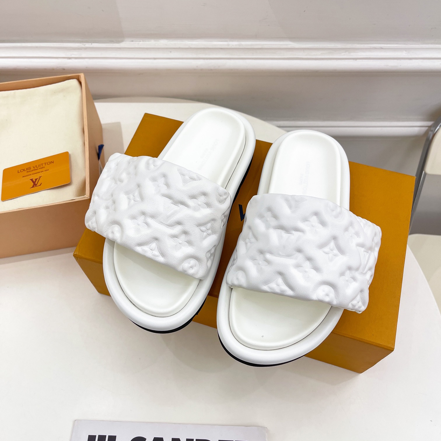 Louis Vuitton Pool Pillow Comfort Mule    1AABKV - PerfectKickZ