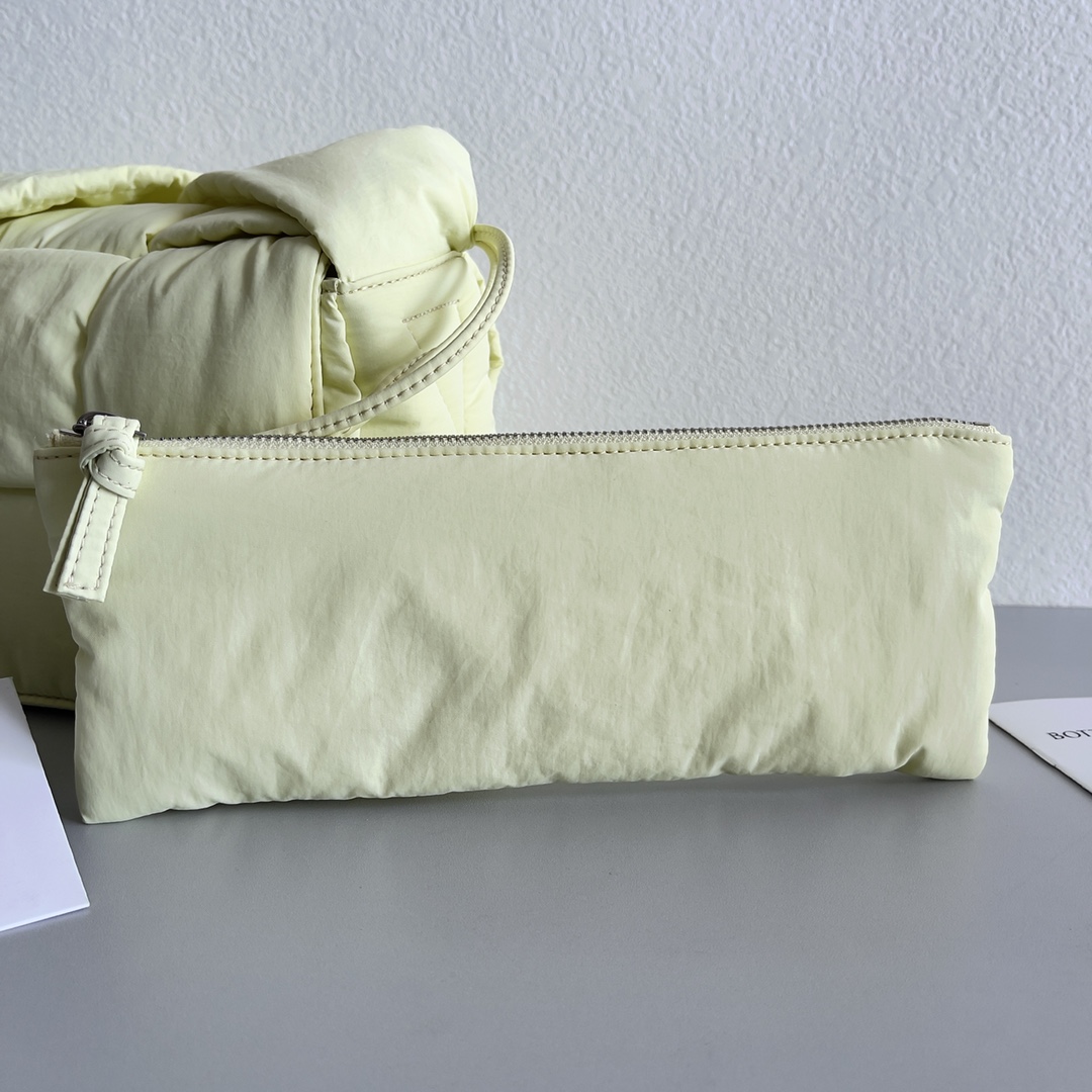 Bottega Veneta Padded Tech Cassette Padded Intreccio Nylon Cross-Body Bag(30-15-7.5cm) - PerfectKickZ