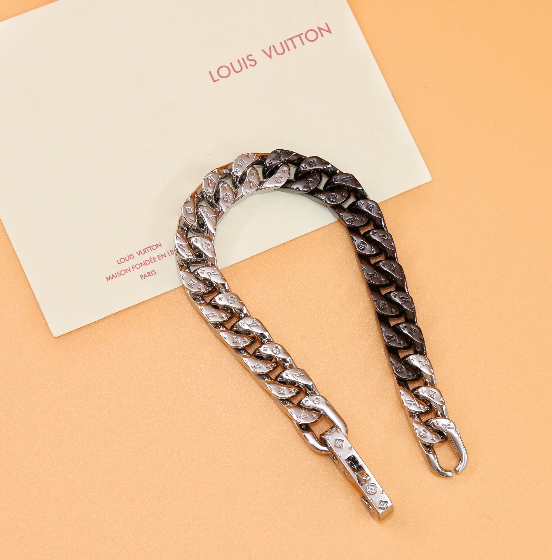 Louis Vuitton LV Chain Links Bracelet  21cm   M68273 - PerfectKickZ