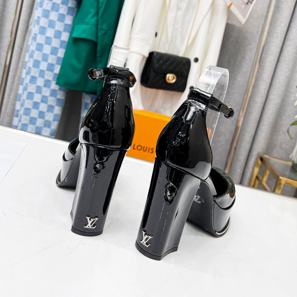 Louis Vuitton Fame Platform Pump     1AABZI - PerfectKickZ