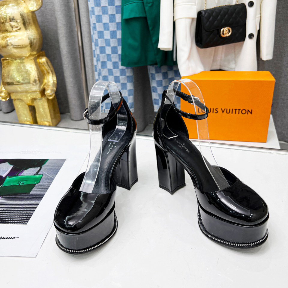 Louis Vuitton Fame Platform Pump     1AABZI - PerfectKickZ