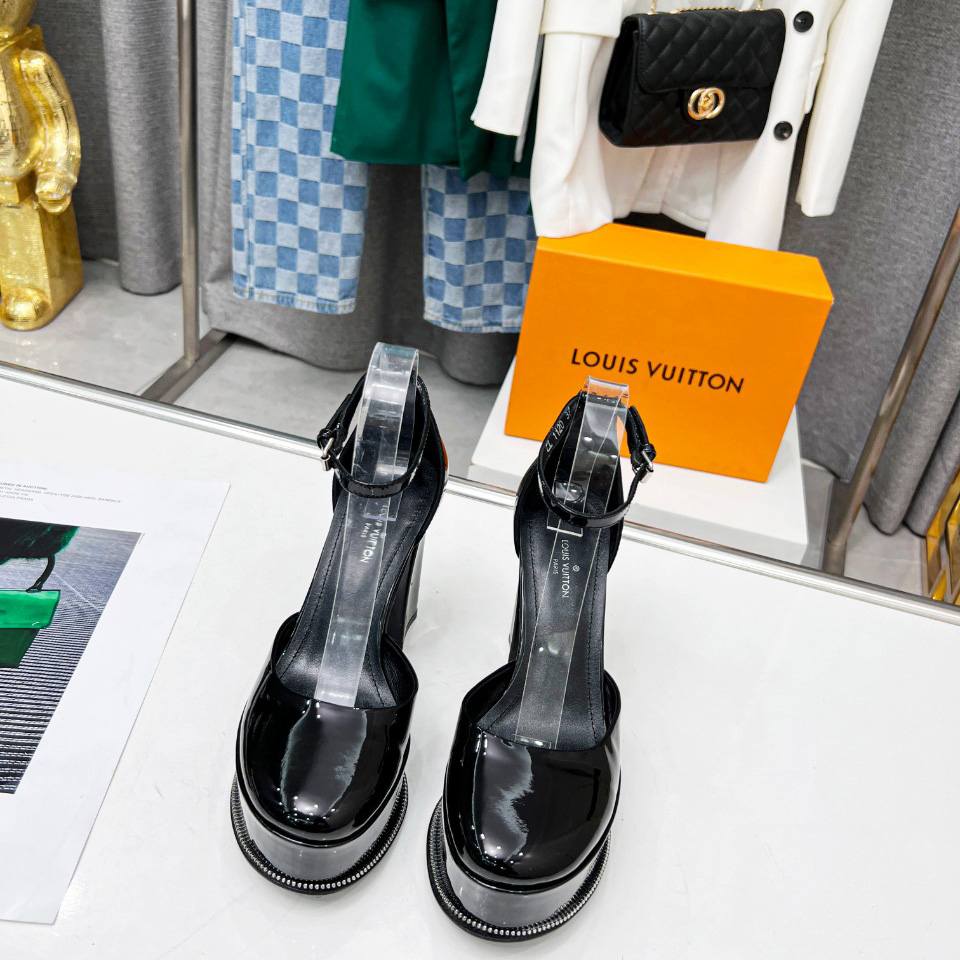 Louis Vuitton Fame Platform Pump     1AABZI - PerfectKickZ