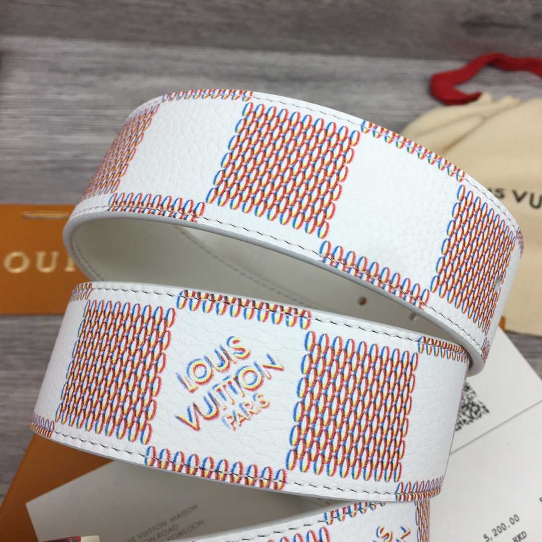 Louis Vuitton LV Optic 40MM Reversible Belt   M0556S - PerfectKickZ