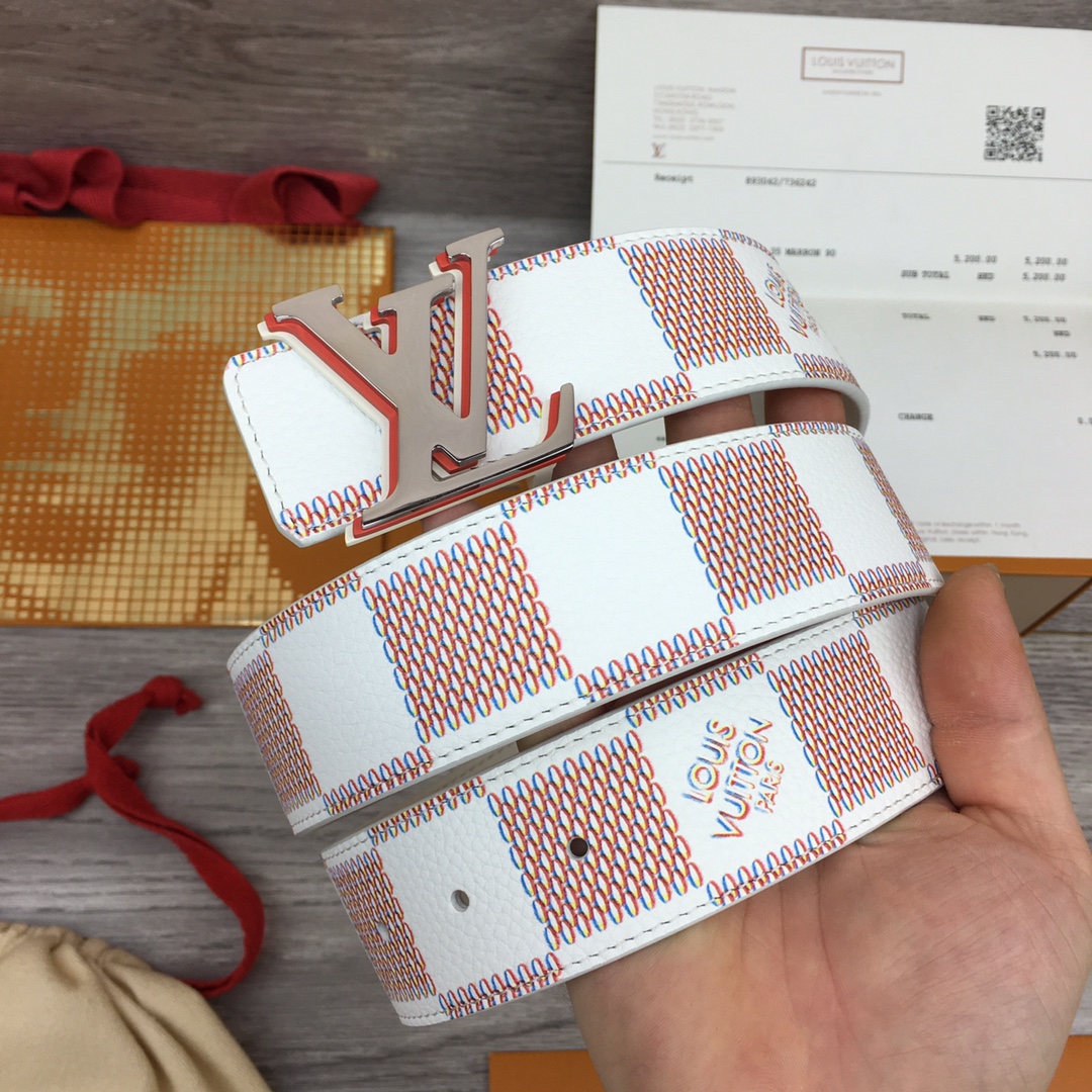 Louis Vuitton LV Optic 40MM Reversible Belt   M0556S - PerfectKickZ