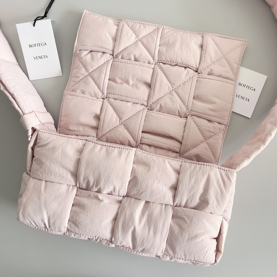 Bottega Veneta Padded Tech Cassette Padded Intreccio Nylon Cross-Body Bag(30-15-7.5cm) - PerfectKickZ