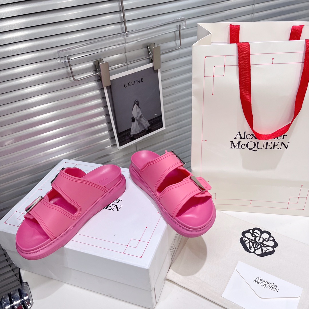 Alexander Mqueen Women's Hybrid Slide In Coral - PerfectKickZ