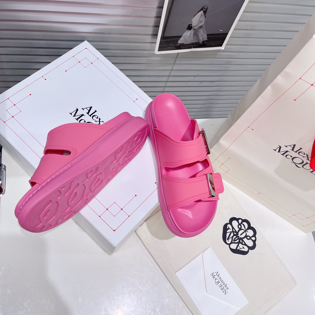 Alexander Mqueen Women's Hybrid Slide In Coral - PerfectKickZ
