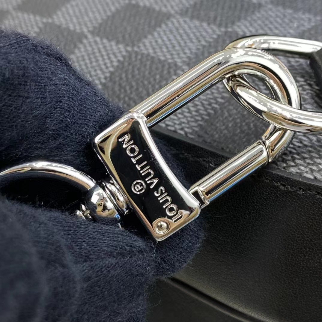 Louis Vuitton Amazone Sling Bag(17-21-6cm) - PerfectKickZ