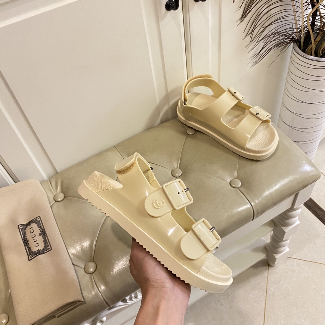 Gucci Women's Sandal With Mini Double G - PerfectKickZ