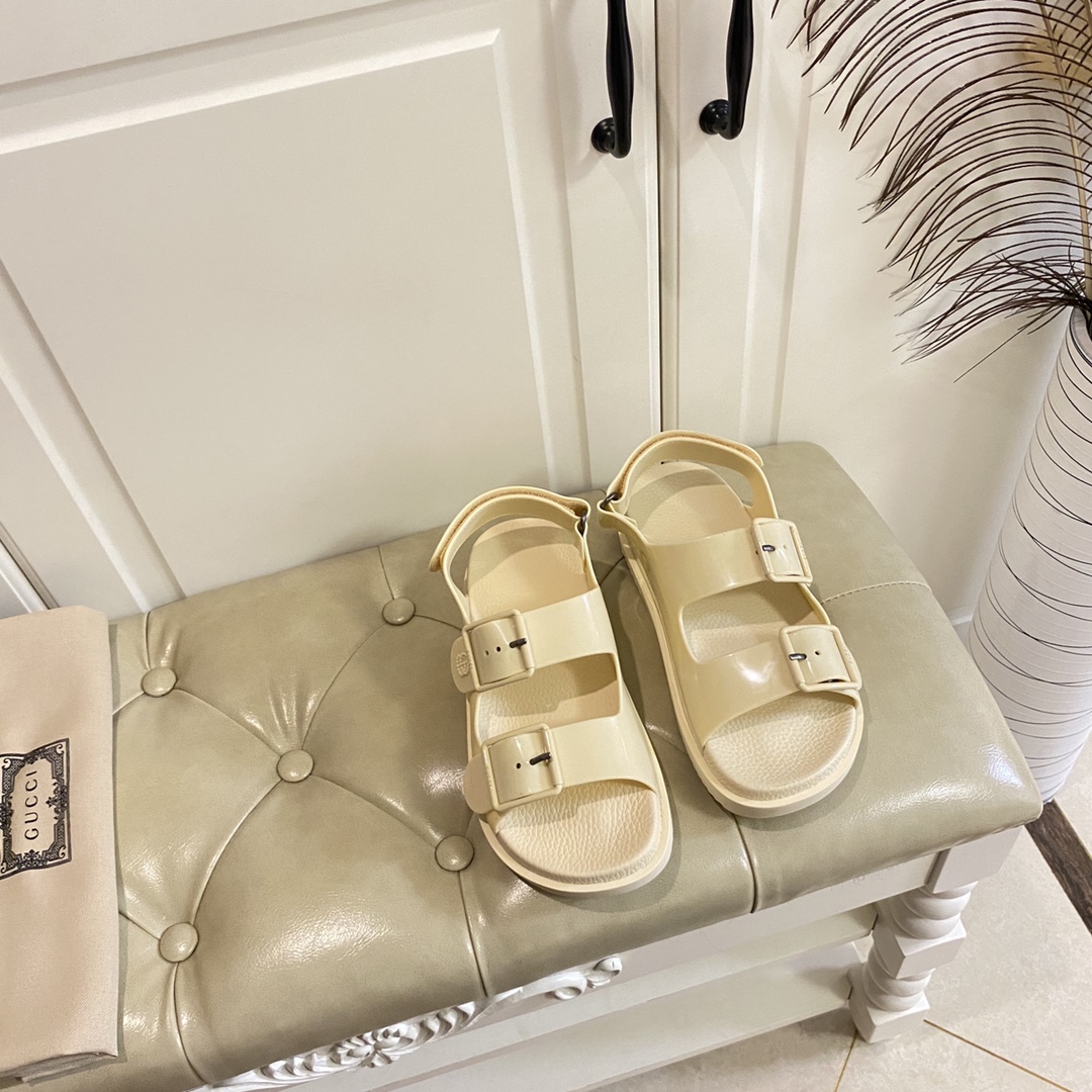 Gucci Women's Sandal With Mini Double G - PerfectKickZ