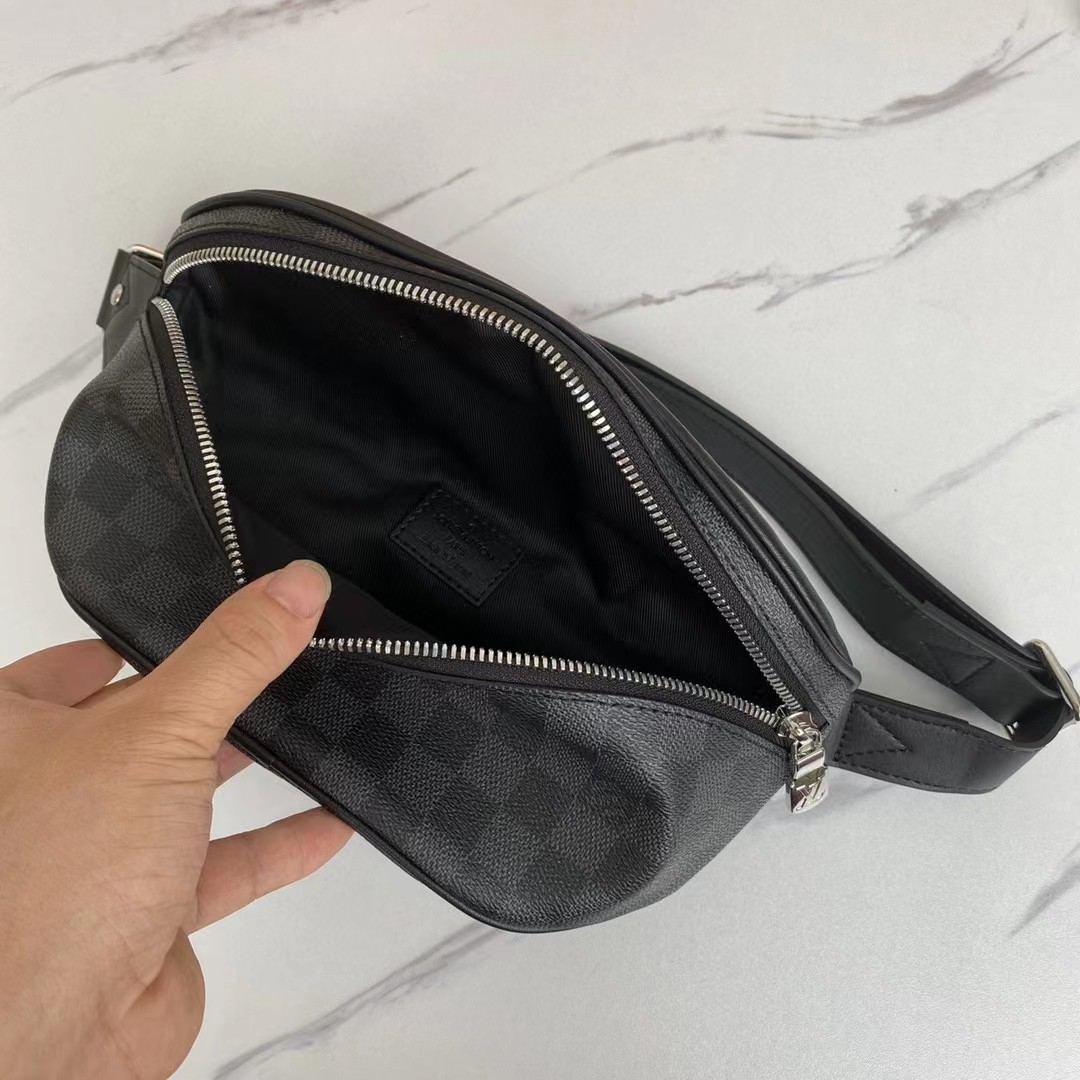 Louis Vuitton Campus Bumbag(26-13-7cm) - PerfectKickZ