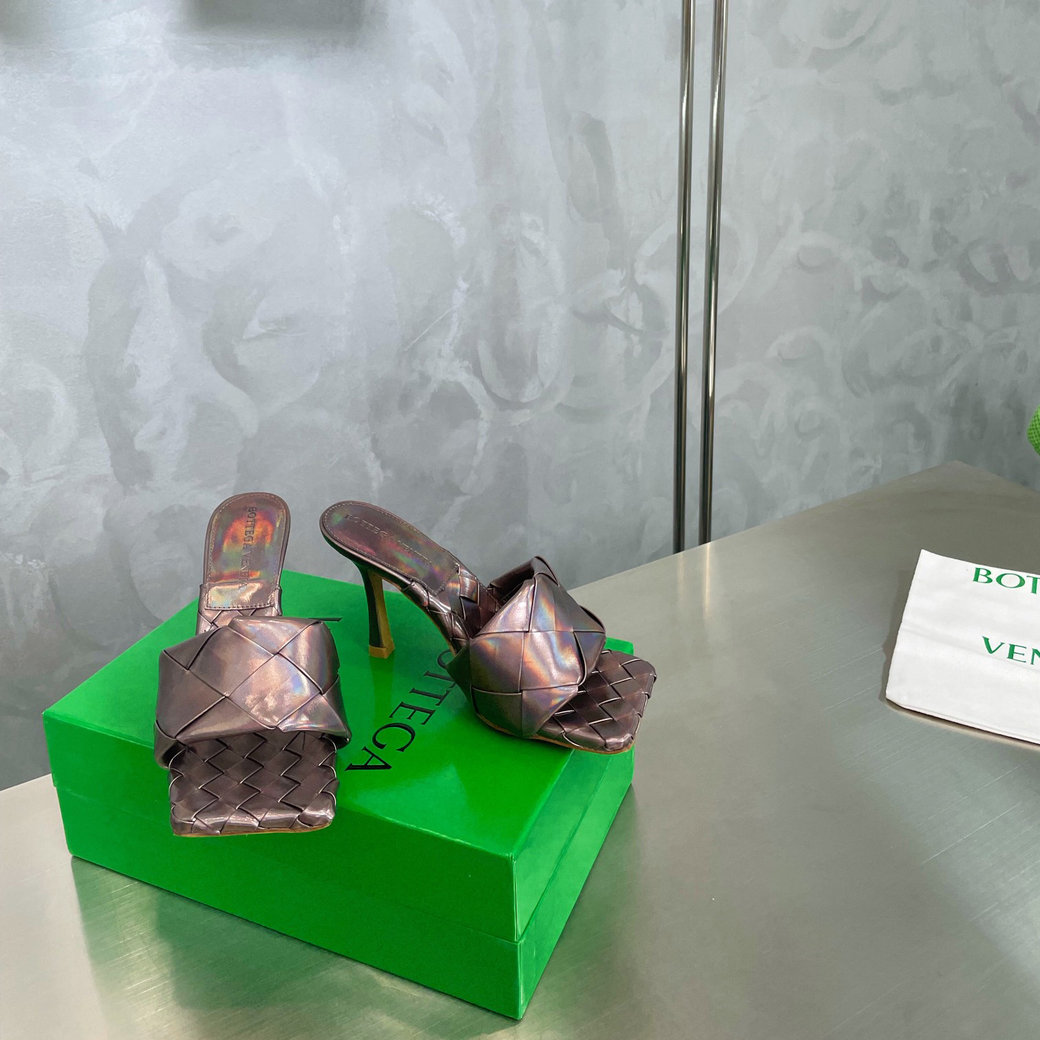 Bottega Veneta  Intreccio Metallized Leather Mules - PerfectKickZ