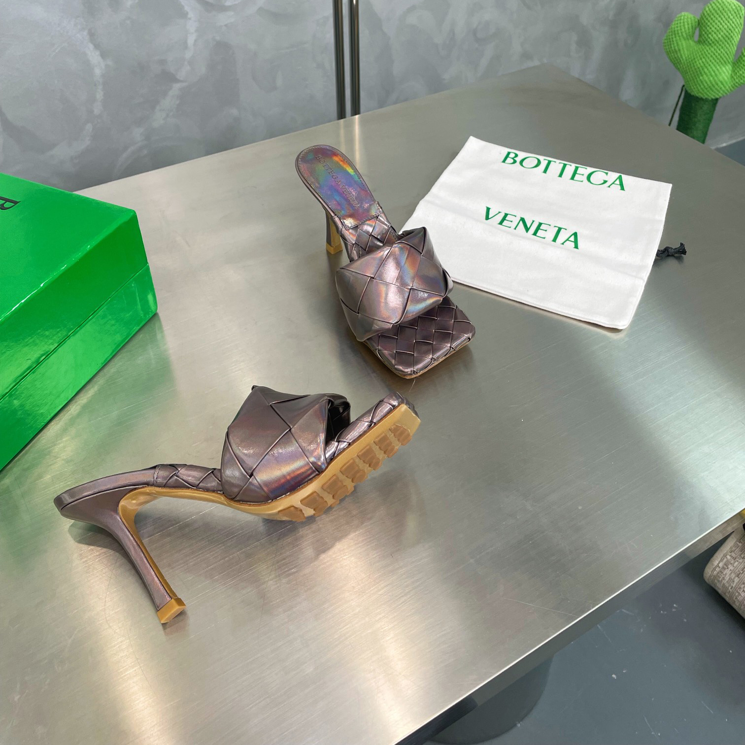 Bottega Veneta  Intreccio Metallized Leather Mules - PerfectKickZ