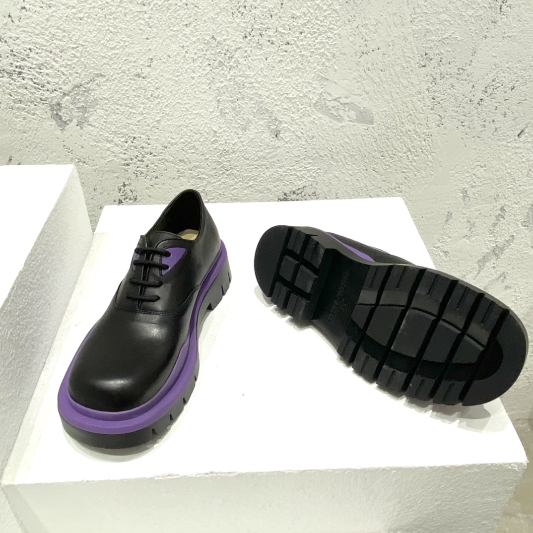 Bottega Veneta Vegetally-Tanned Leather Lace-Up Shoes - PerfectKickZ
