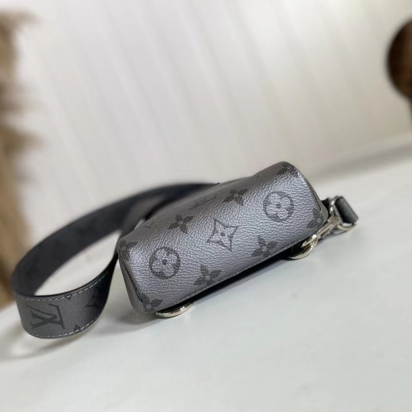Louis Vuitton Outdoor Slingbag(13-21-5cm)   M30833 - PerfectKickZ