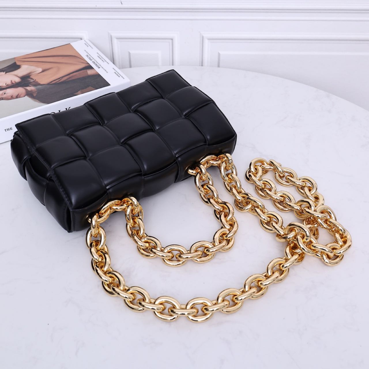 Bottega Veneta Chain Cassette Leather Crossbody Bag(26-18-8cm) - PerfectKickZ