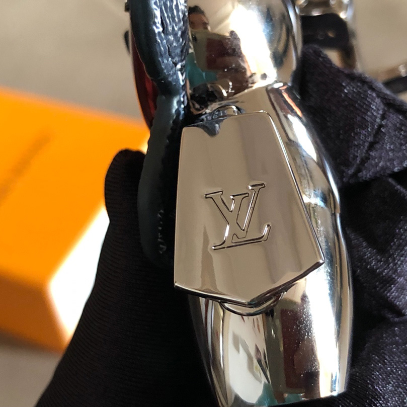 Louis Vuitton Vivienne Metal Bag Charm And Key Holder - 
