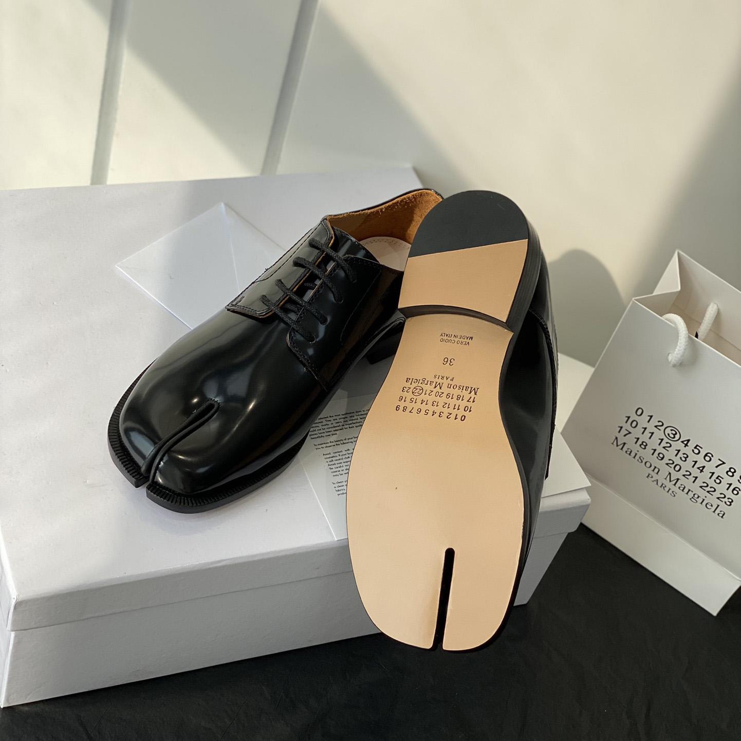 Maison Margiela Tabi Leather Brogues - PerfectKickZ