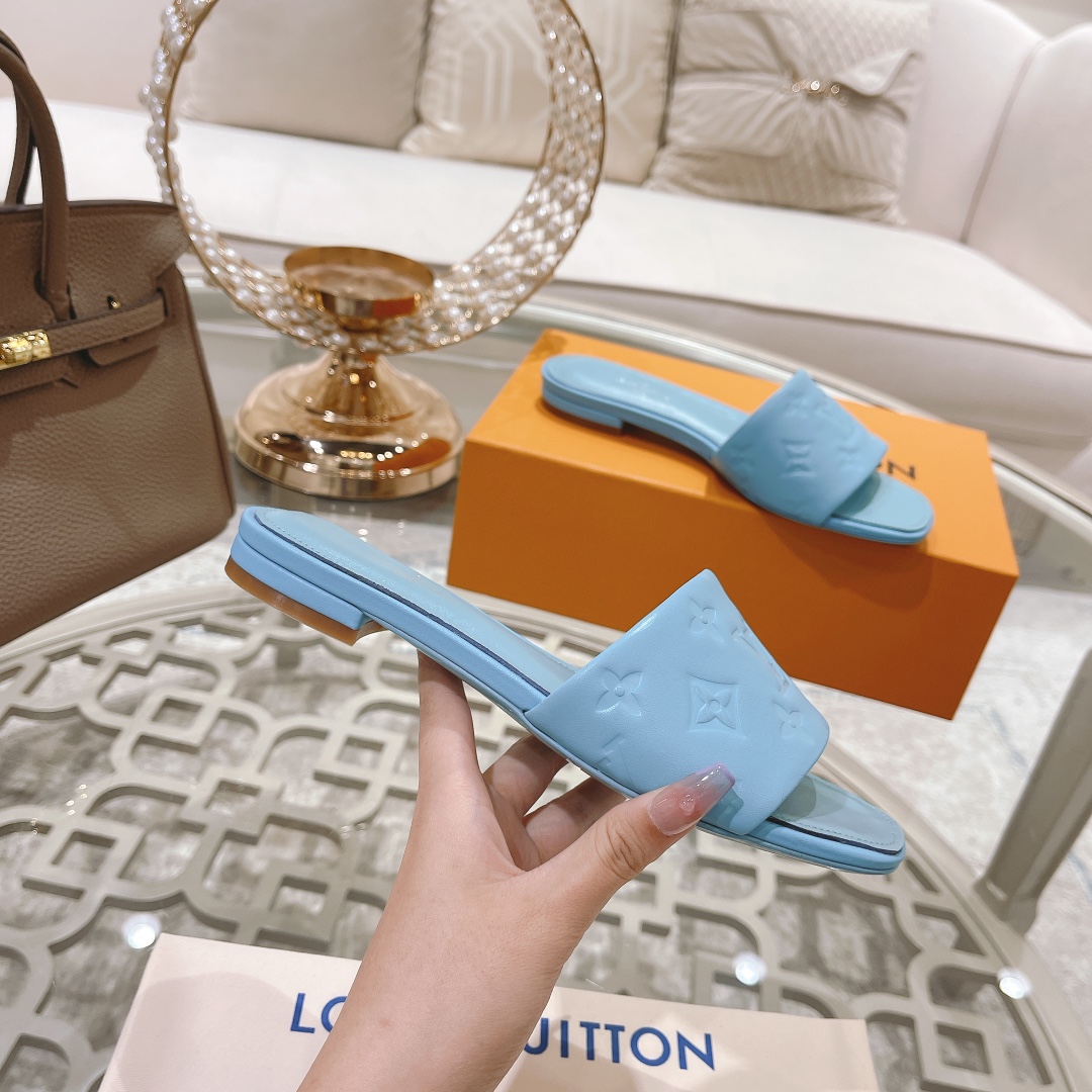 Louis Vuitton Revival Flat Mule     1A9P7D - PerfectKickZ
