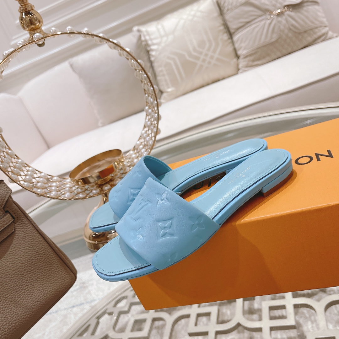 Louis Vuitton Revival Flat Mule     1A9P7D - PerfectKickZ