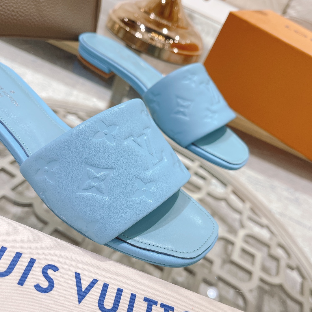 Louis Vuitton Revival Flat Mule     1A9P7D - PerfectKickZ