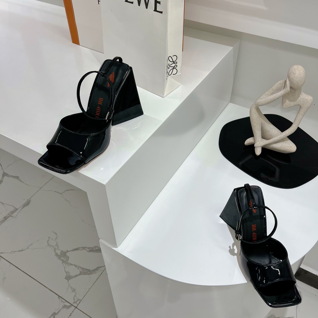 The Attico ''Piper'' Black Sandal - PerfectKickZ