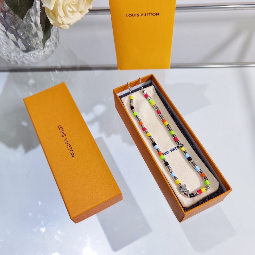 Louis Vuitton LV Paradise Necklace       MP3328 - PerfectKickZ