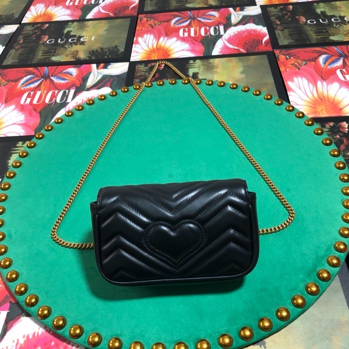 Gucci GG Marmont Matelassé Lather Super Mini Bag(16.5-10.2-5.1cm) - PerfectKickZ