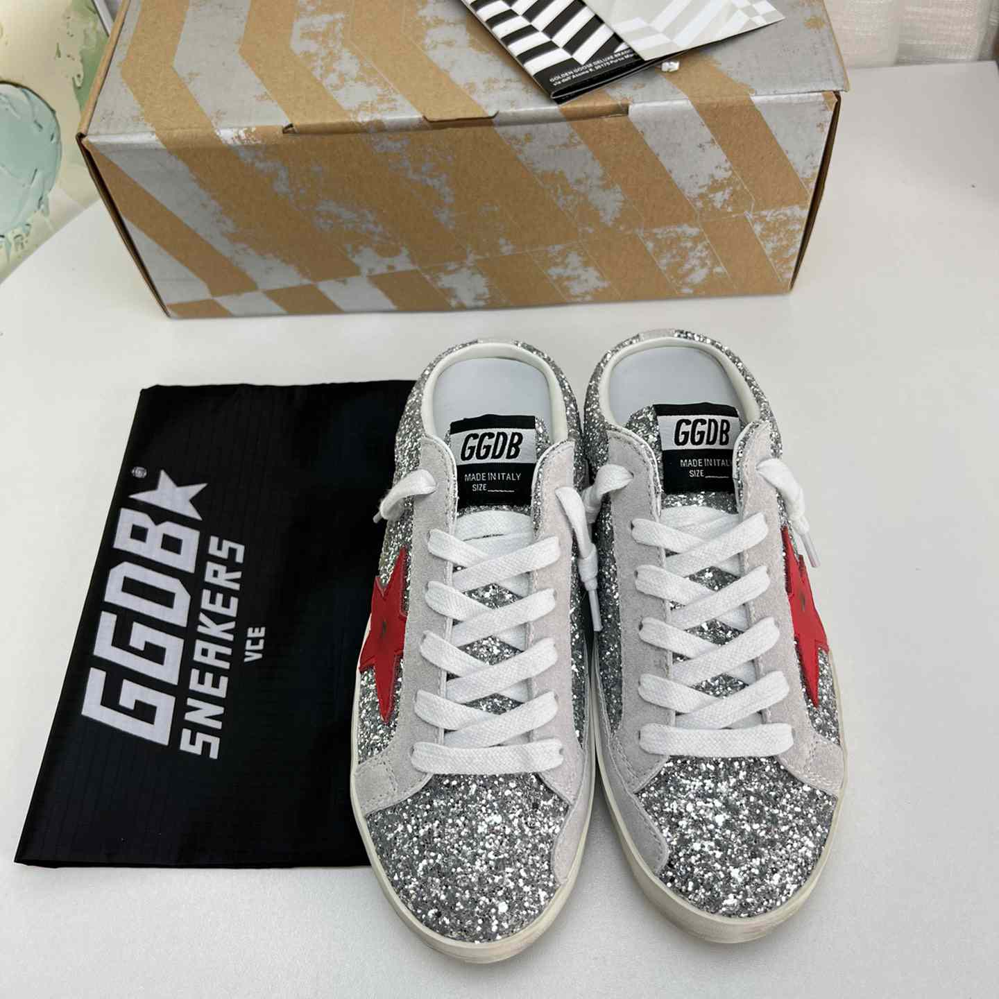 Golden Goose Super-Star Sabots In Silver Glitter With Red Leather Star - PerfectKickZ