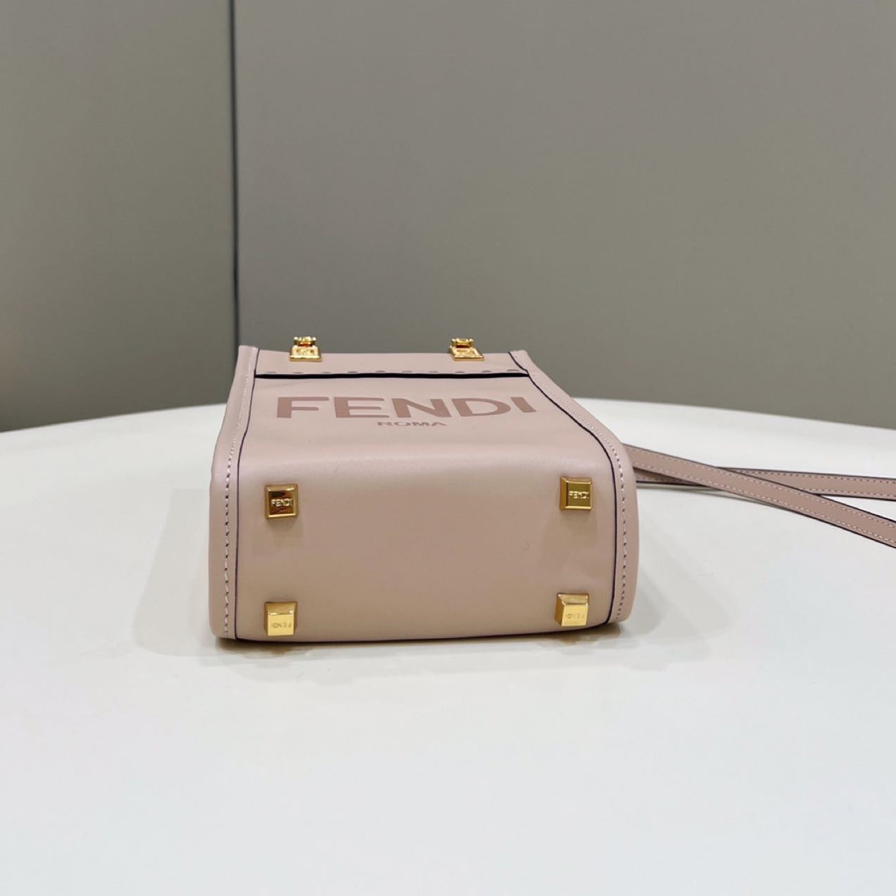 Fendi Mini Sunshine Shopper Bag In Pale Pink Leather(13-18-6.5CM) - PerfectKickZ