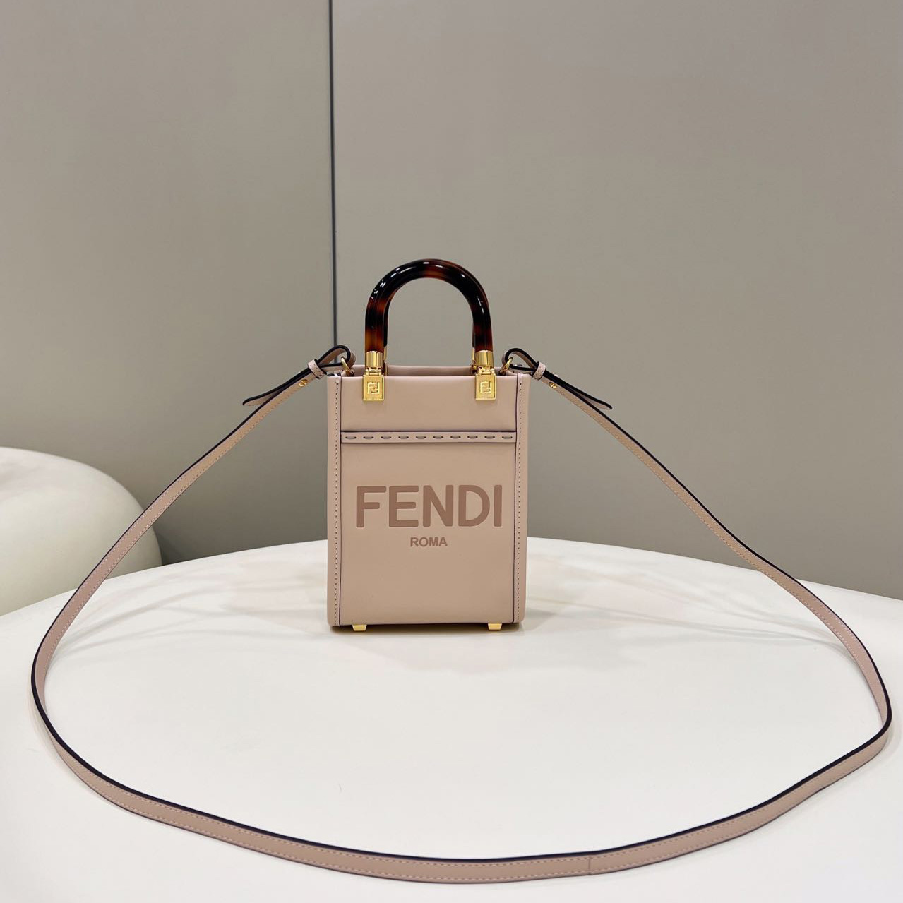 Fendi Mini Sunshine Shopper Bag In Pale Pink Leather(13-18-6.5CM) - PerfectKickZ