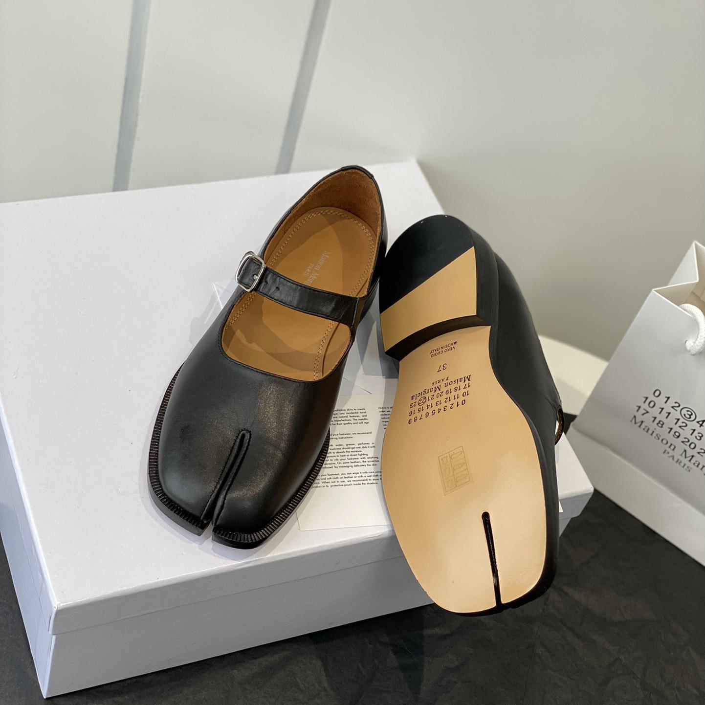 Maison Margiela Tabi Leather Mary Jane Shoes - PerfectKickZ