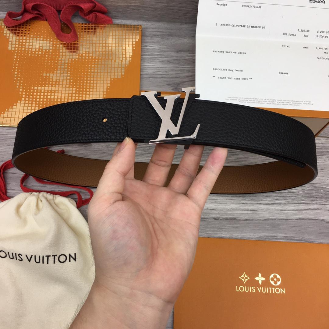 Louis Vuitton  LV Shake 40MM Reversible Belt - PerfectKickZ