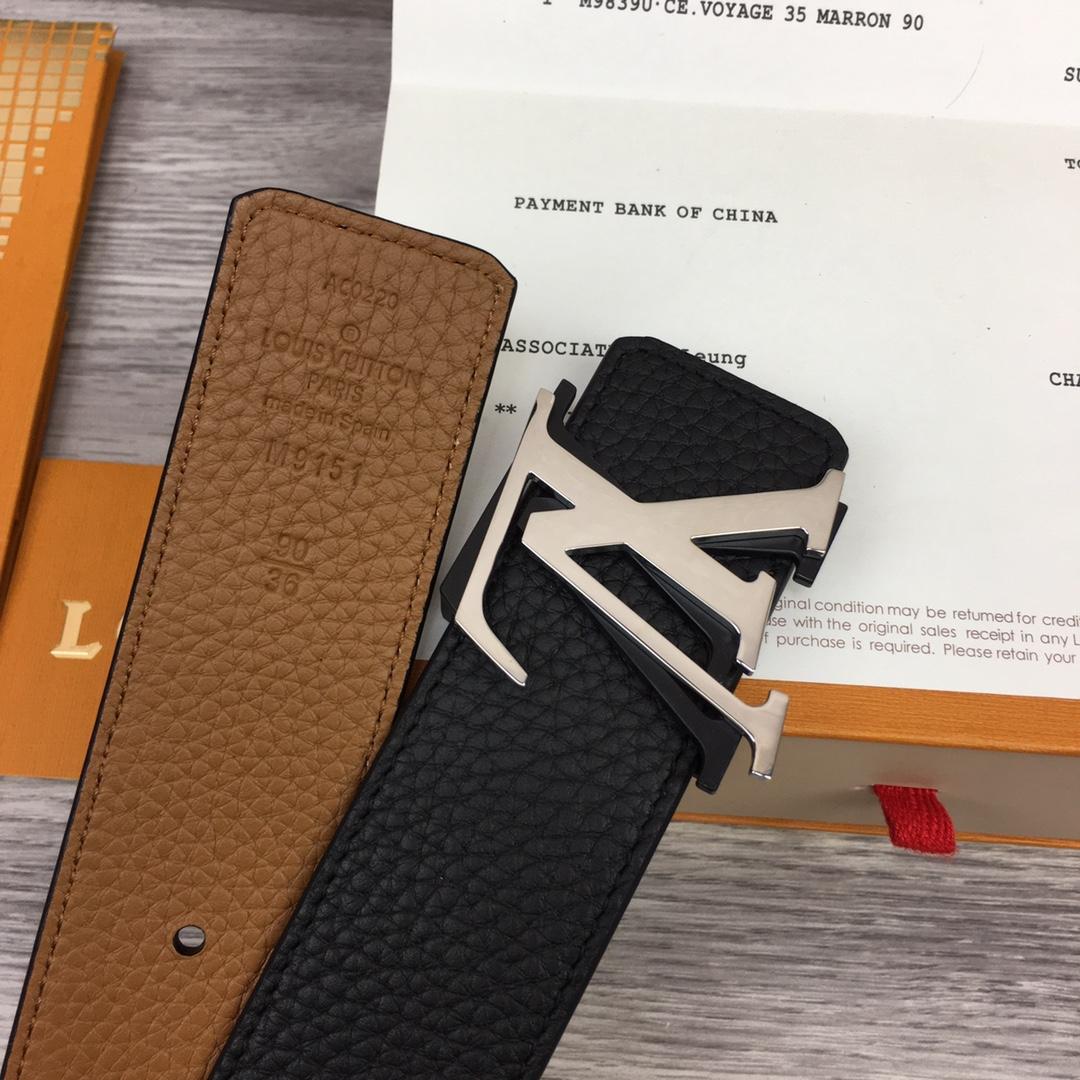 Louis Vuitton  LV Shake 40MM Reversible Belt - 