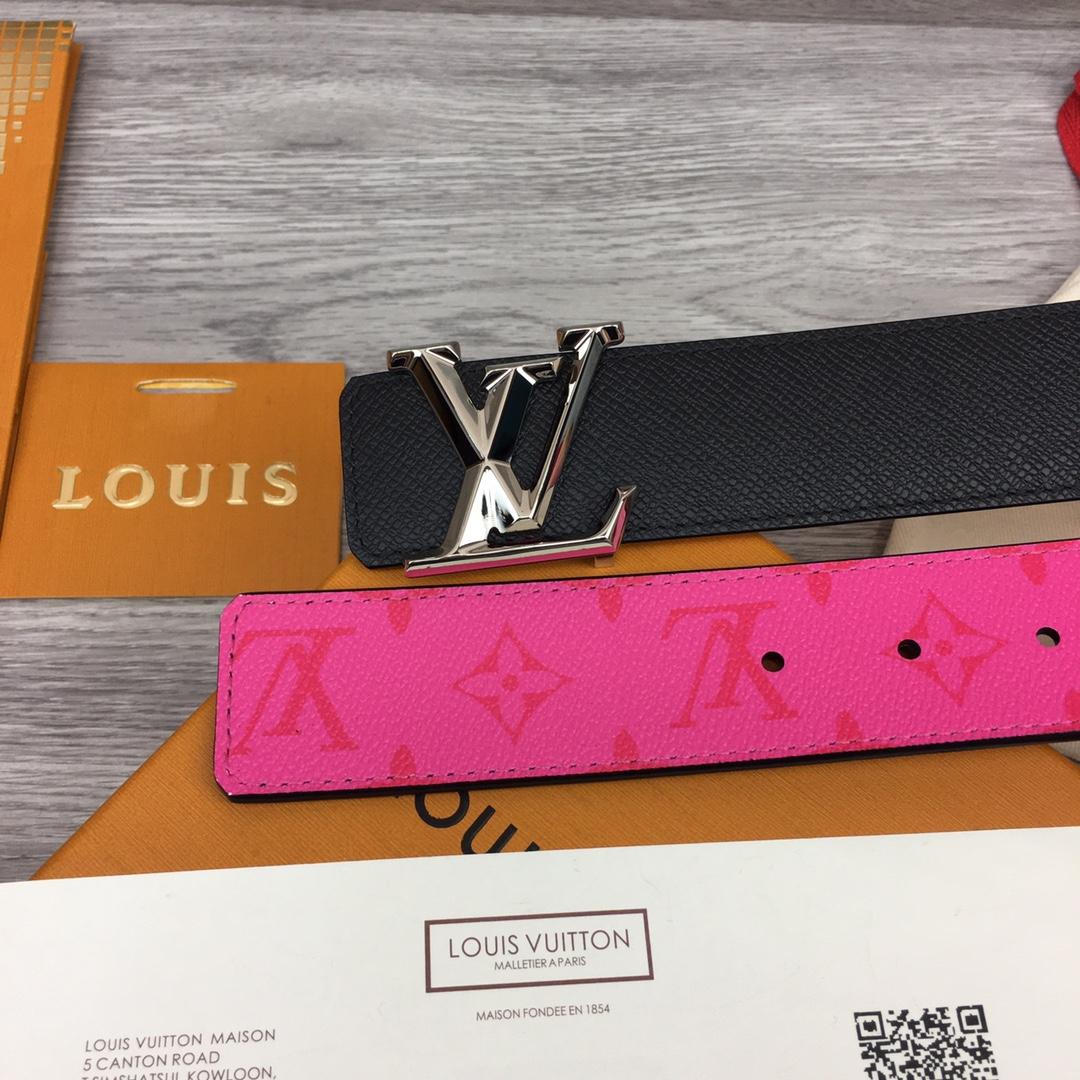 Louis Vuitton LV Pyramide 40mm Reversible - PerfectKickZ