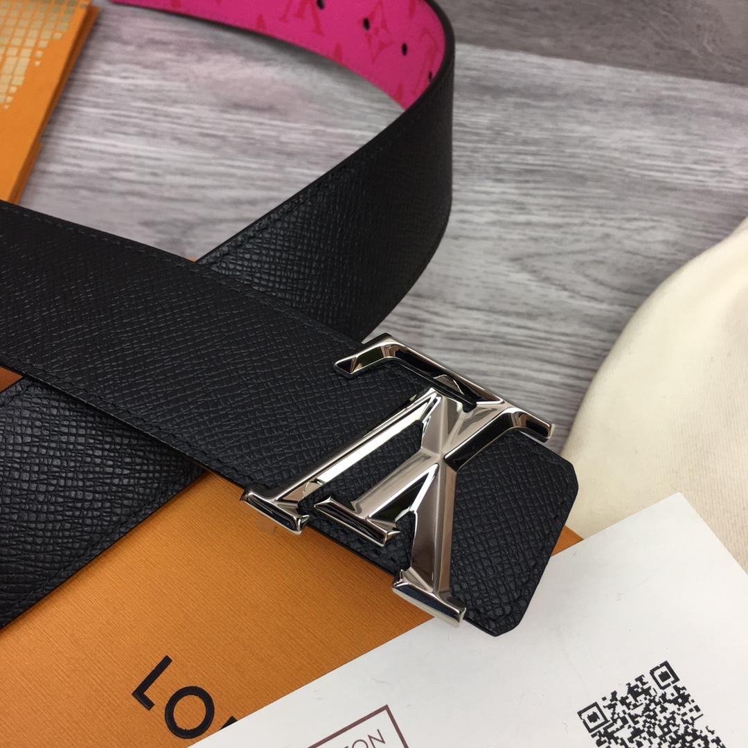 Louis Vuitton LV Pyramide 40mm Reversible - PerfectKickZ