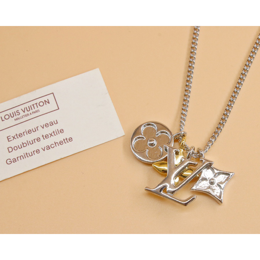 Louis Vuitton LV Instinct Pendant       M00522 - 