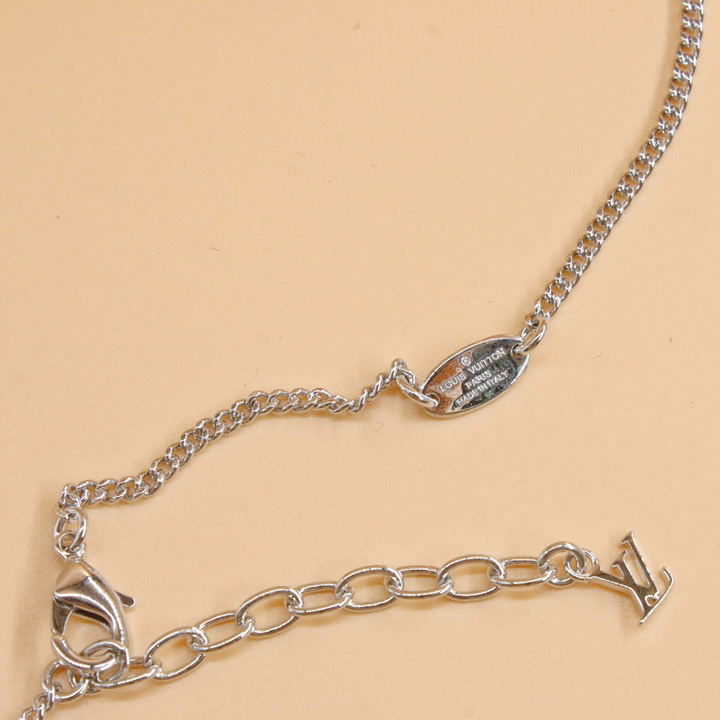 Louis Vuitton LV Instinct Pendant       M00522 - 