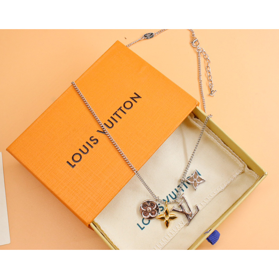 Louis Vuitton LV Instinct Pendant       M00522 - PerfectKickZ