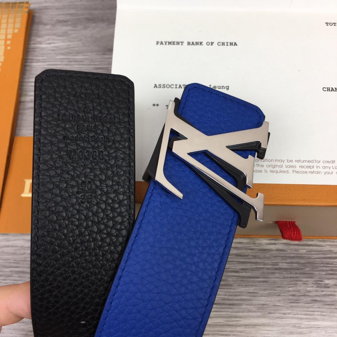 Louis Vuitton  LV Shake 40MM Reversible Belt - 