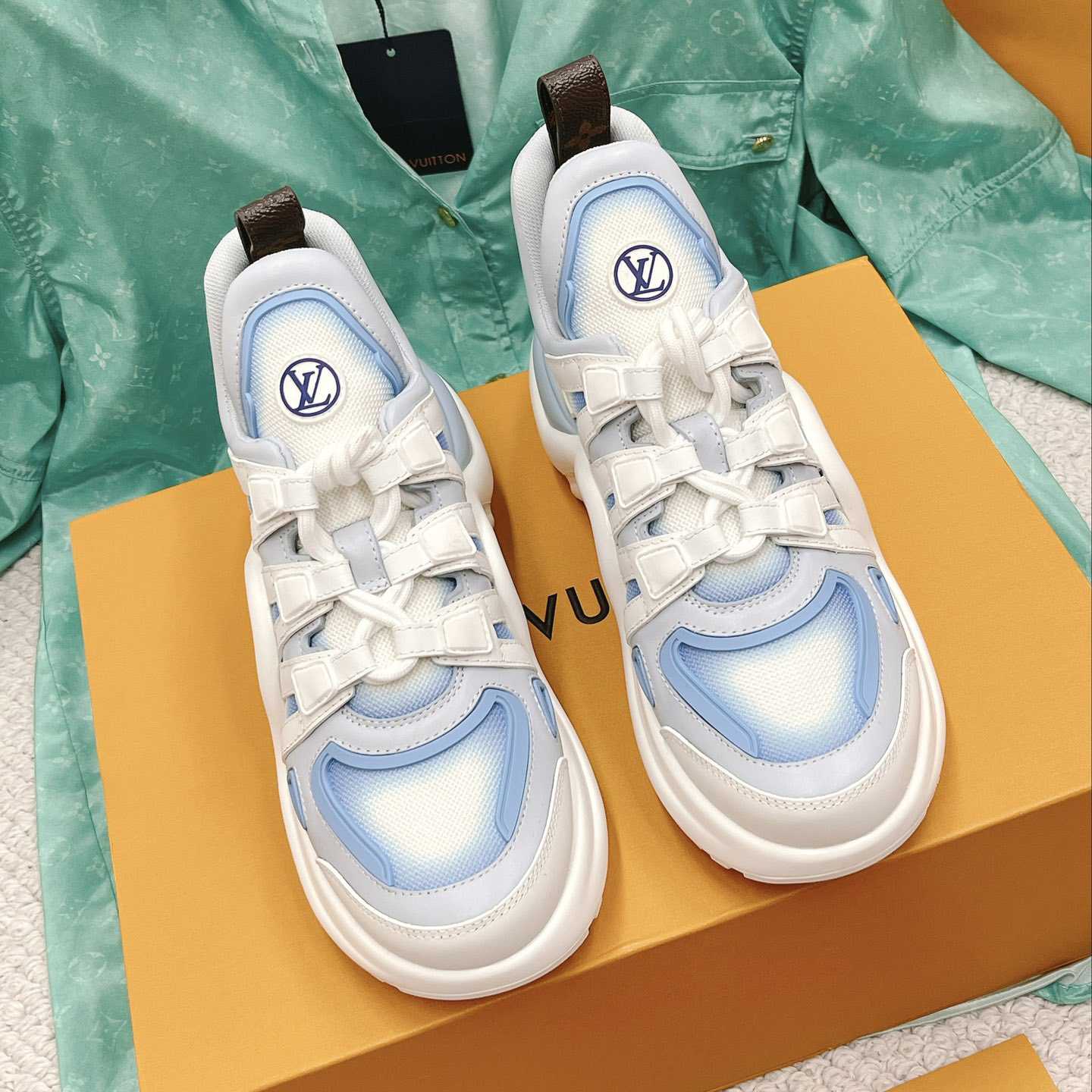 Louis Vuitton LV Archlight Sneaker       1A9RVH - PerfectKickZ