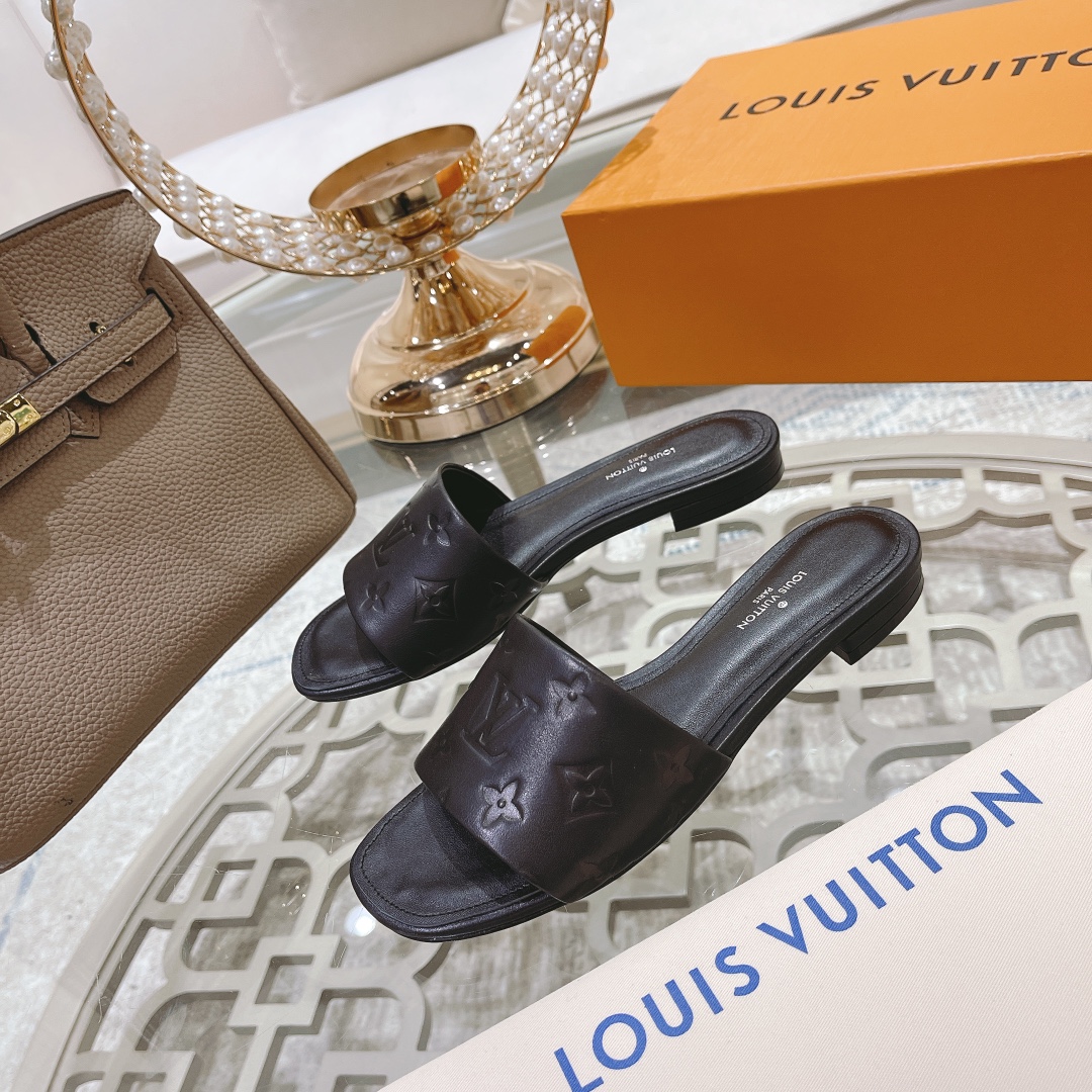 Louis Vuitton Revival Flat Mule     1A9P3T - PerfectKickZ