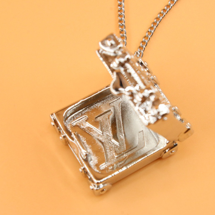 Louis Vuitton Trunk Locket Pendant      M00527 - PerfectKickZ